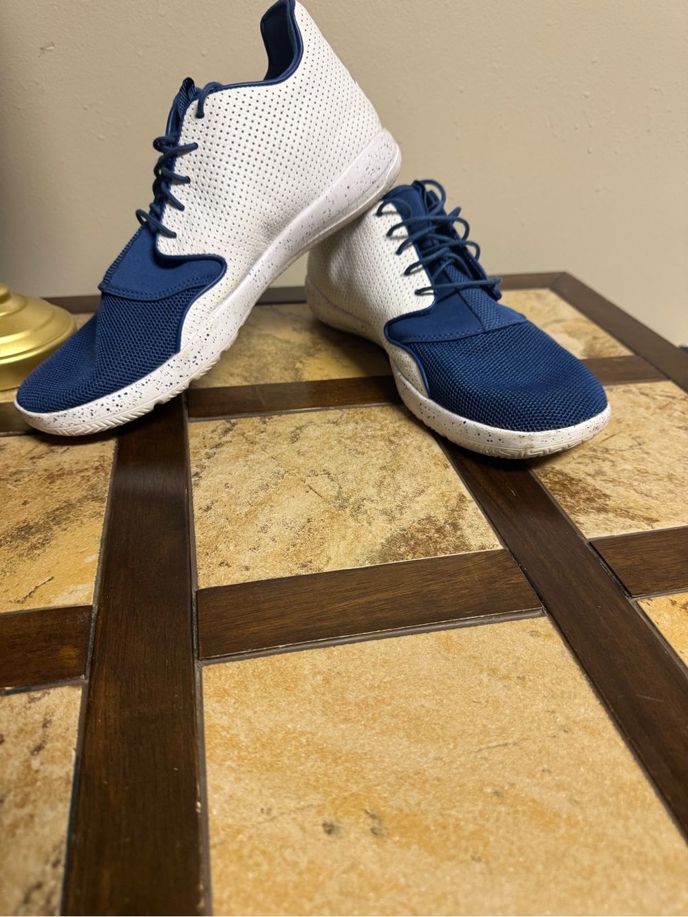 Jordan Eclipse - Picture 3 of 7
